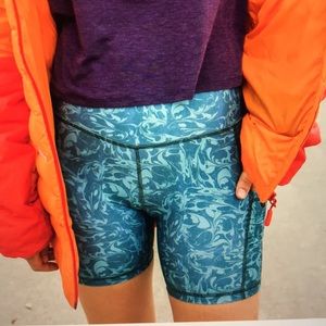 NWT - Youer Earned It Shorts - Compression Sustainable